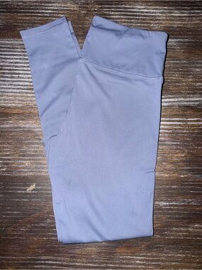 Urban Daizy Grey High Waist Distressed Knee Leggings NWOT